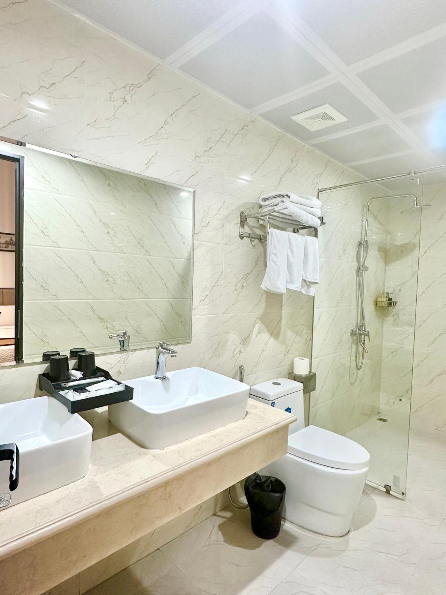 Vinh Khang Ha Long Hotel Екстер'єр фото